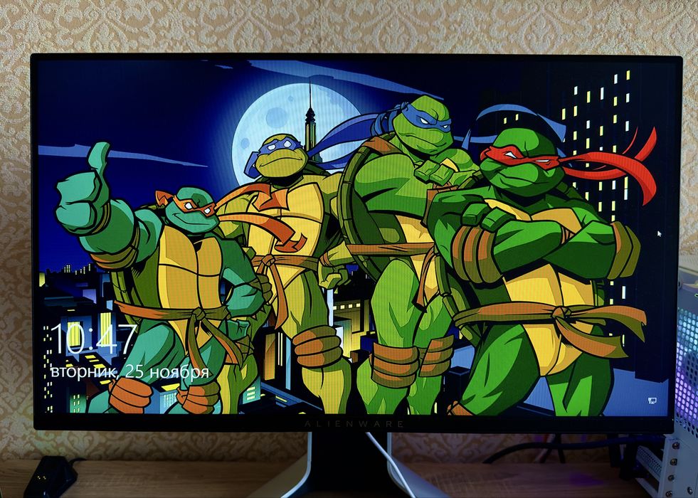 Игровой монитор Dell Alienware 240 герц