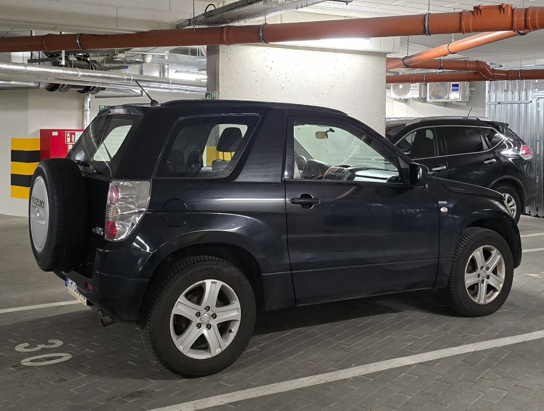 Suzuki Grand Vitara Suzuki Grand Vitara 1.9 DDiS 4x4, mały przebieg, prywatny właściciel