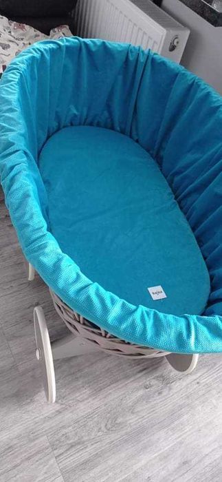 Kosz Mojżesza z 5 kompletami wypelniania i baldachimem