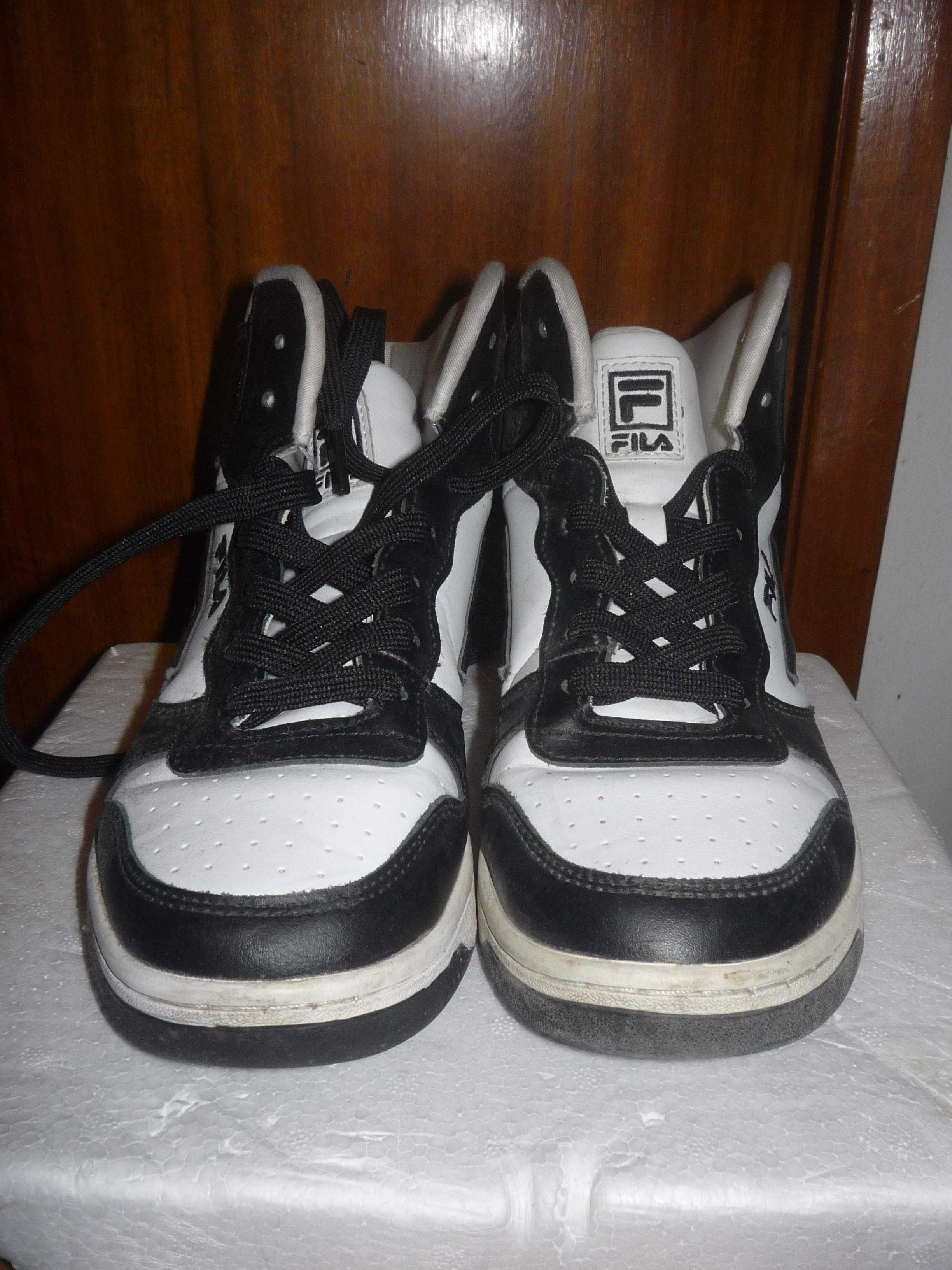 Botas Fila 38: 3 euros