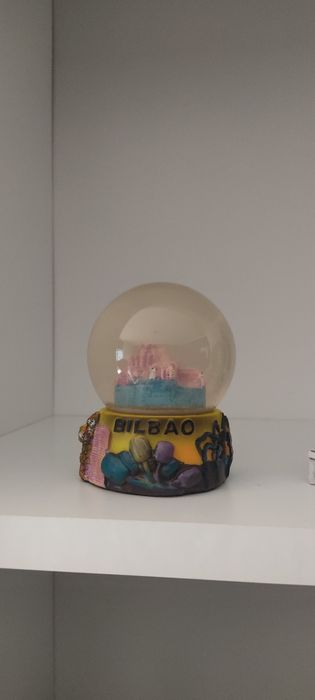 Globo de Neve Bilbau e Pisa