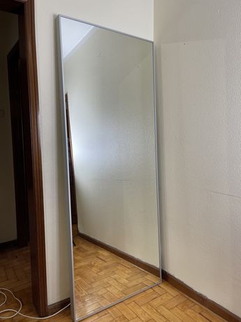 Espelho grande para quarto