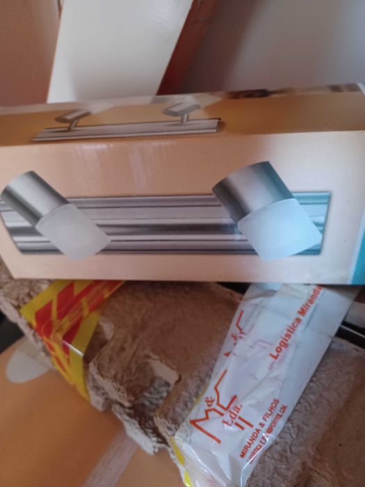 Candeeiro aplique Eglo