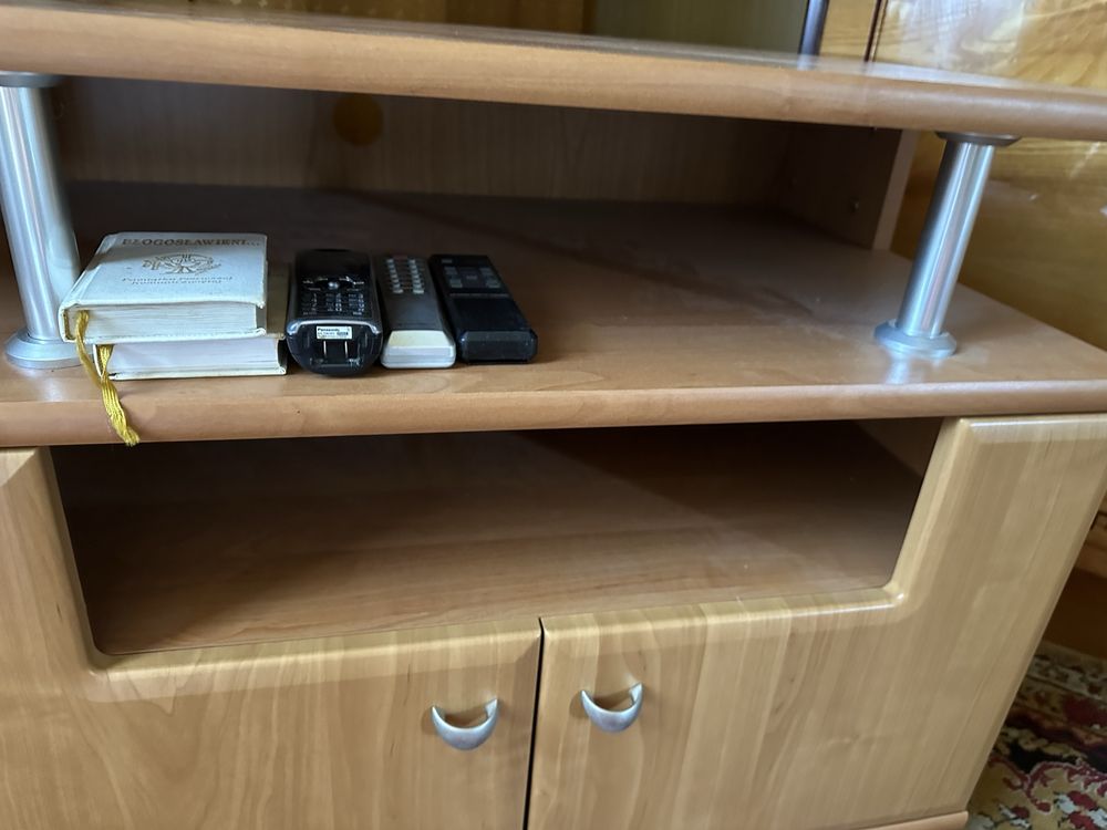 Szafka rtv pod telewizor