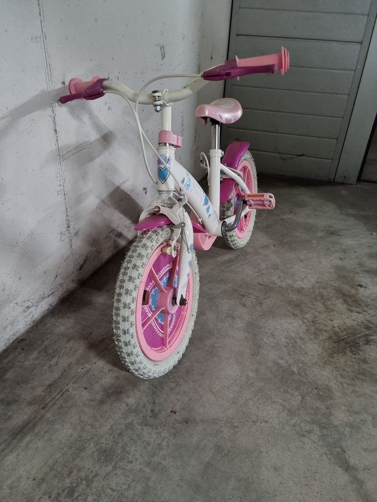 Bicicleta de crianca