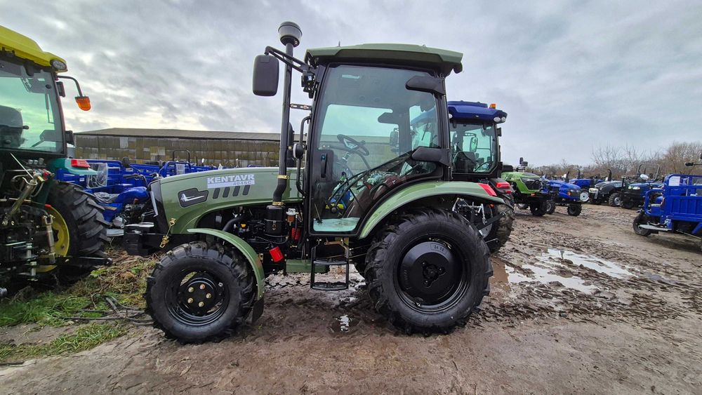 Трактор Кентавр 404 SC 2025 обшитая кабина пластиком