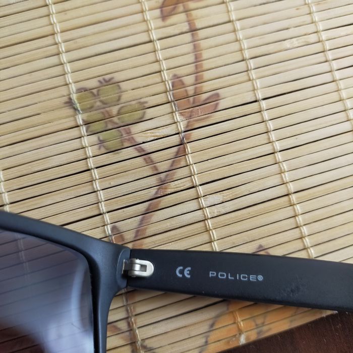 Продам оригінальні  сонцезахисні окуляри бренду Police.