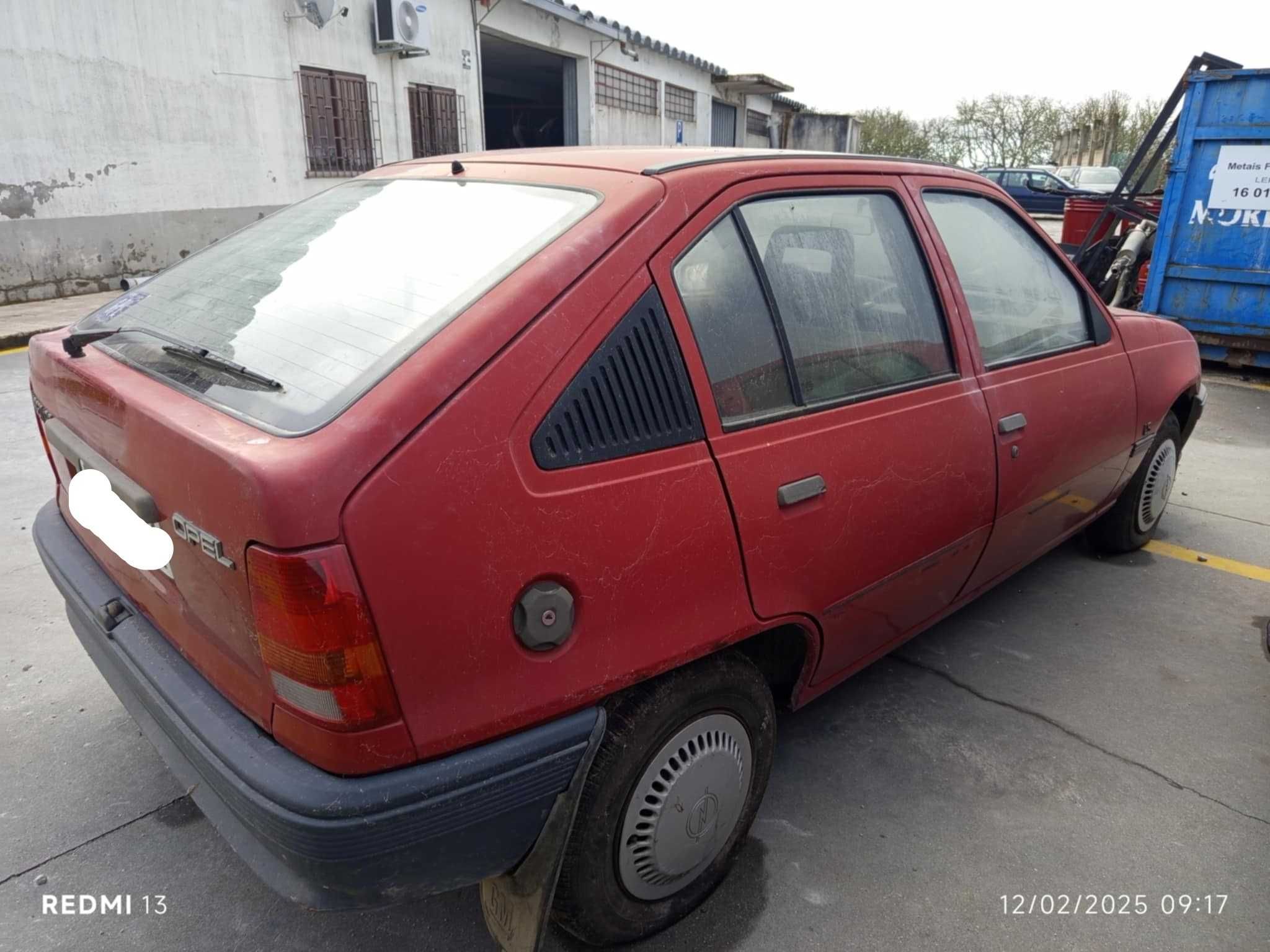 Para peças Opel Kadett 1.3 S ano 1985
