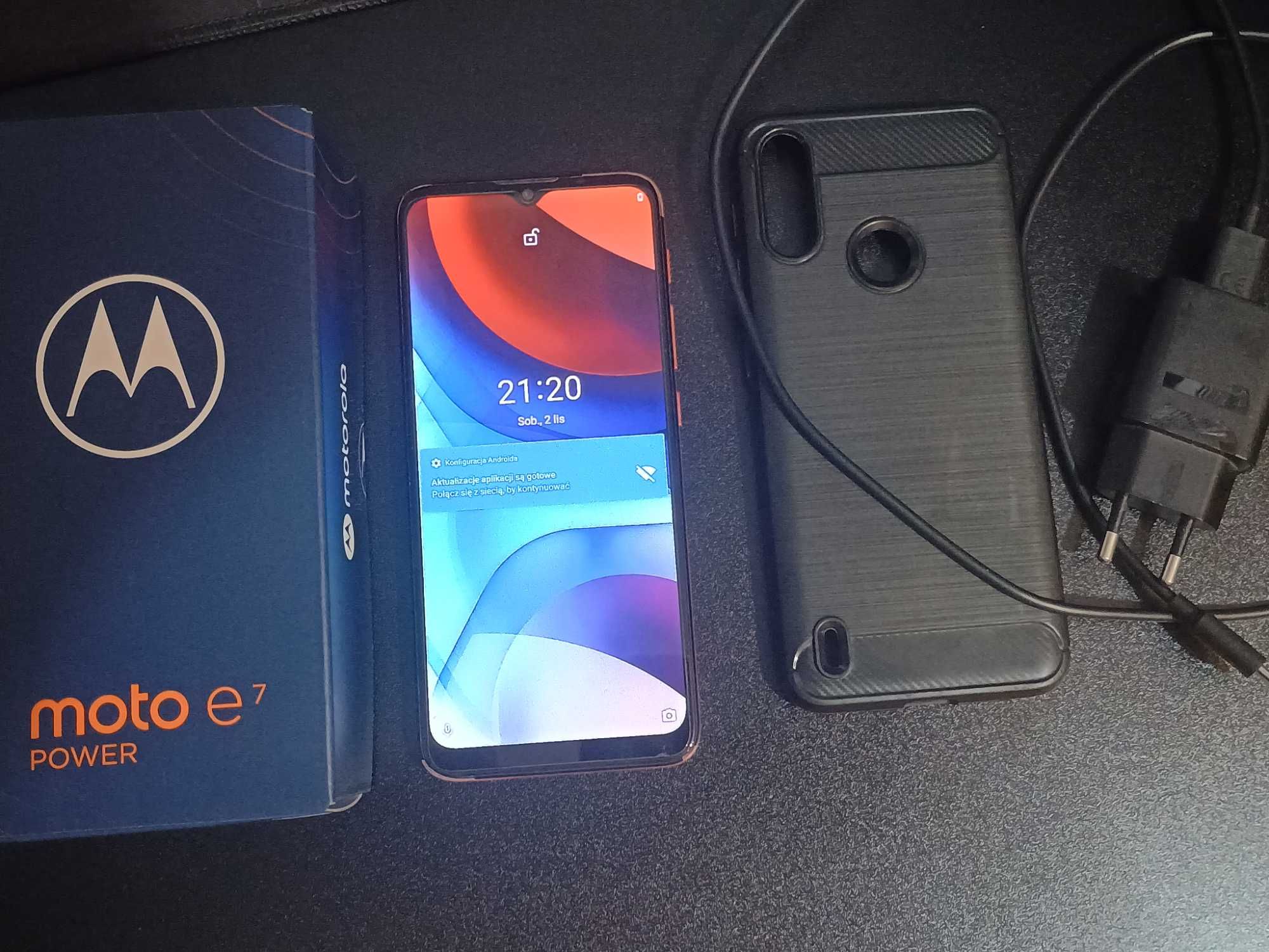Motorola e7 power + etui