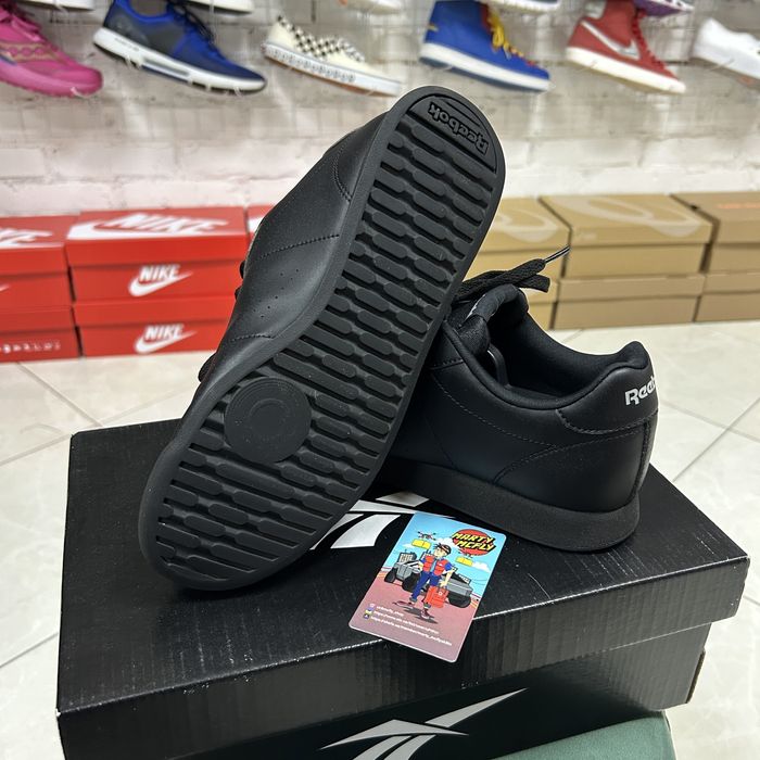 Жіночі кросівки Reebok Royal шкіряні 39 р чорні класичні преміальні бу