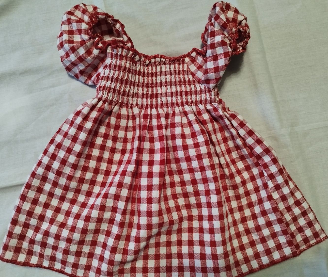 Vestido vermelho 6 meses menina usado apenas uma vez marca girandola