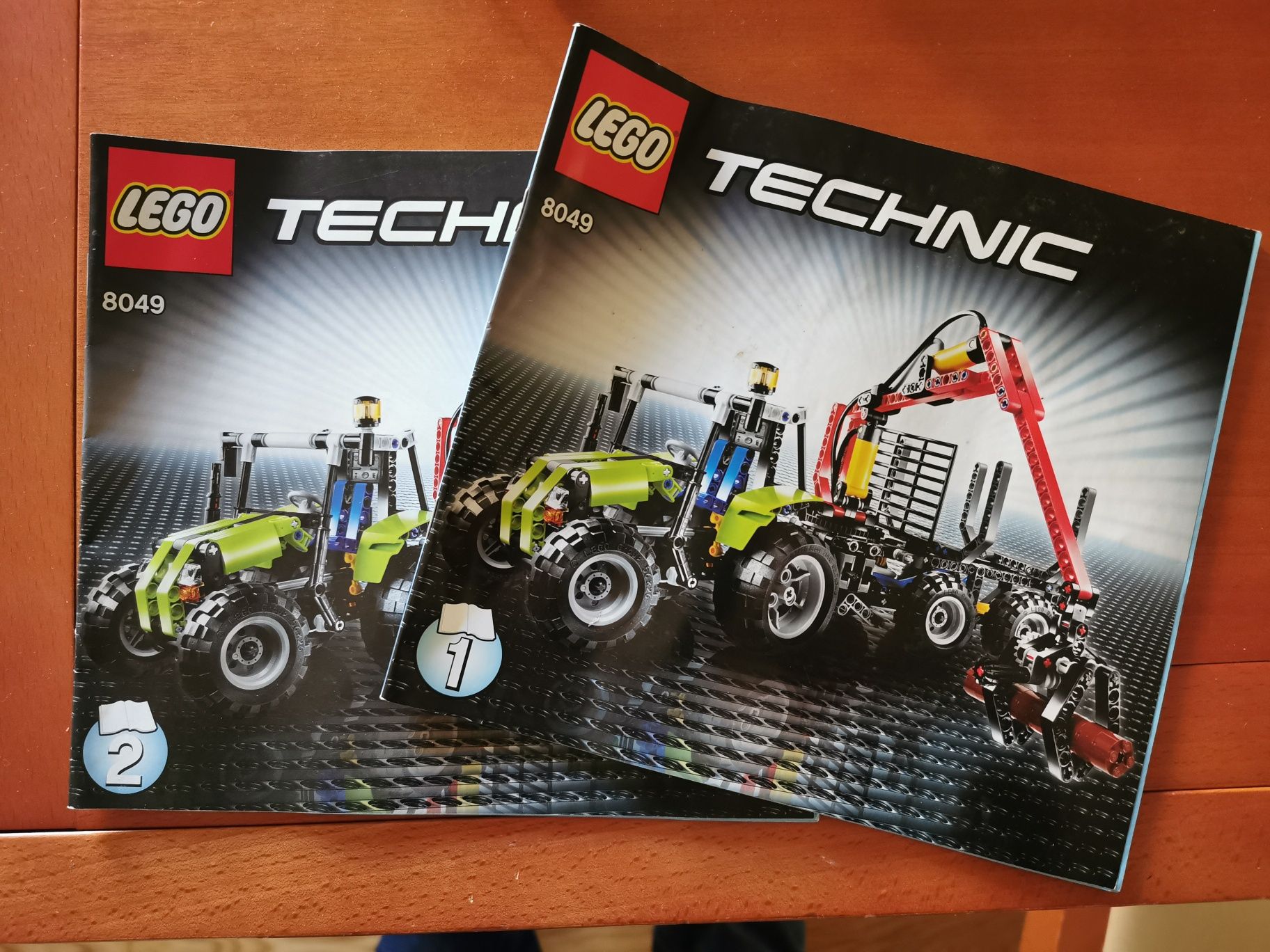 Lego 8049 tractor with log loader