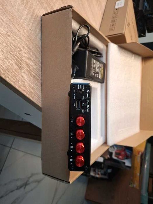 2/4-kanałowy wzmacniacz audio, 50 W x 4