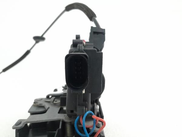 Fechadura / fecho porta frente direito VOLKSWAGEN Passat (3B2)