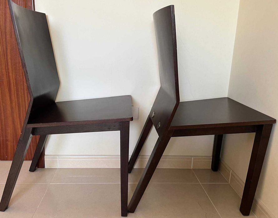 Sala de Jantar de 8 a 12 lugares em wengue maciço c/ 8 cadeiras design