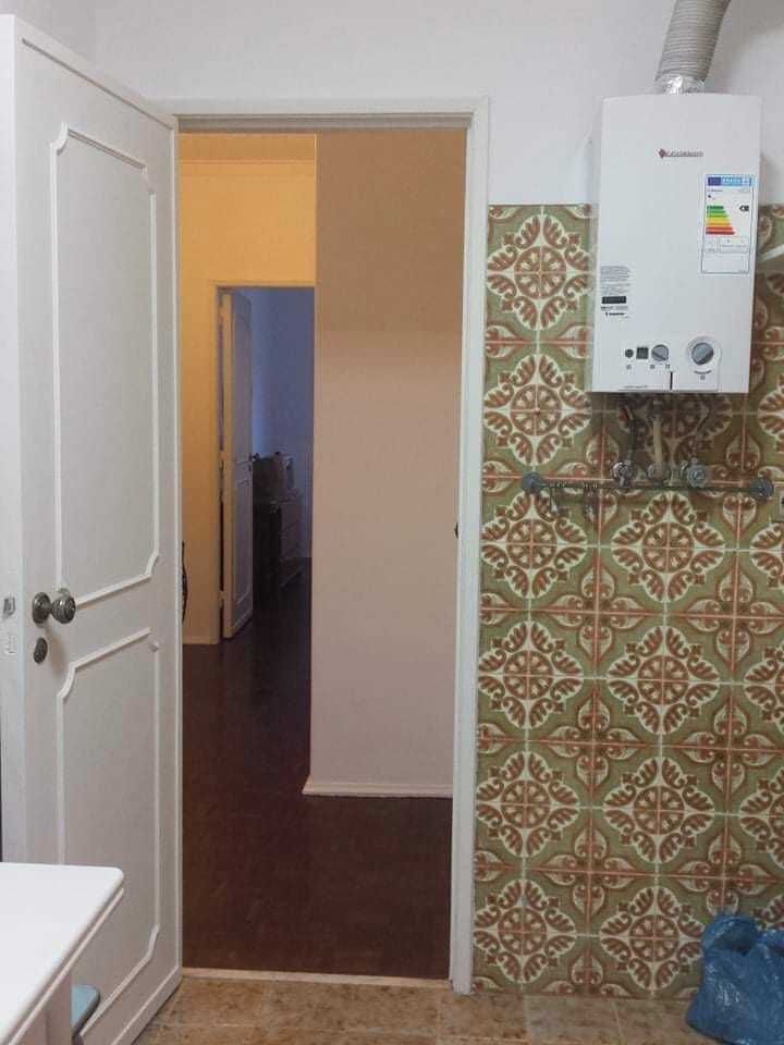 Aluga-se Apartamento T1 em Queluz, disponível a partir de de Novembro