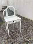 Toucador com gaveta
