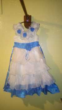 Sukienka balowa na choinkę