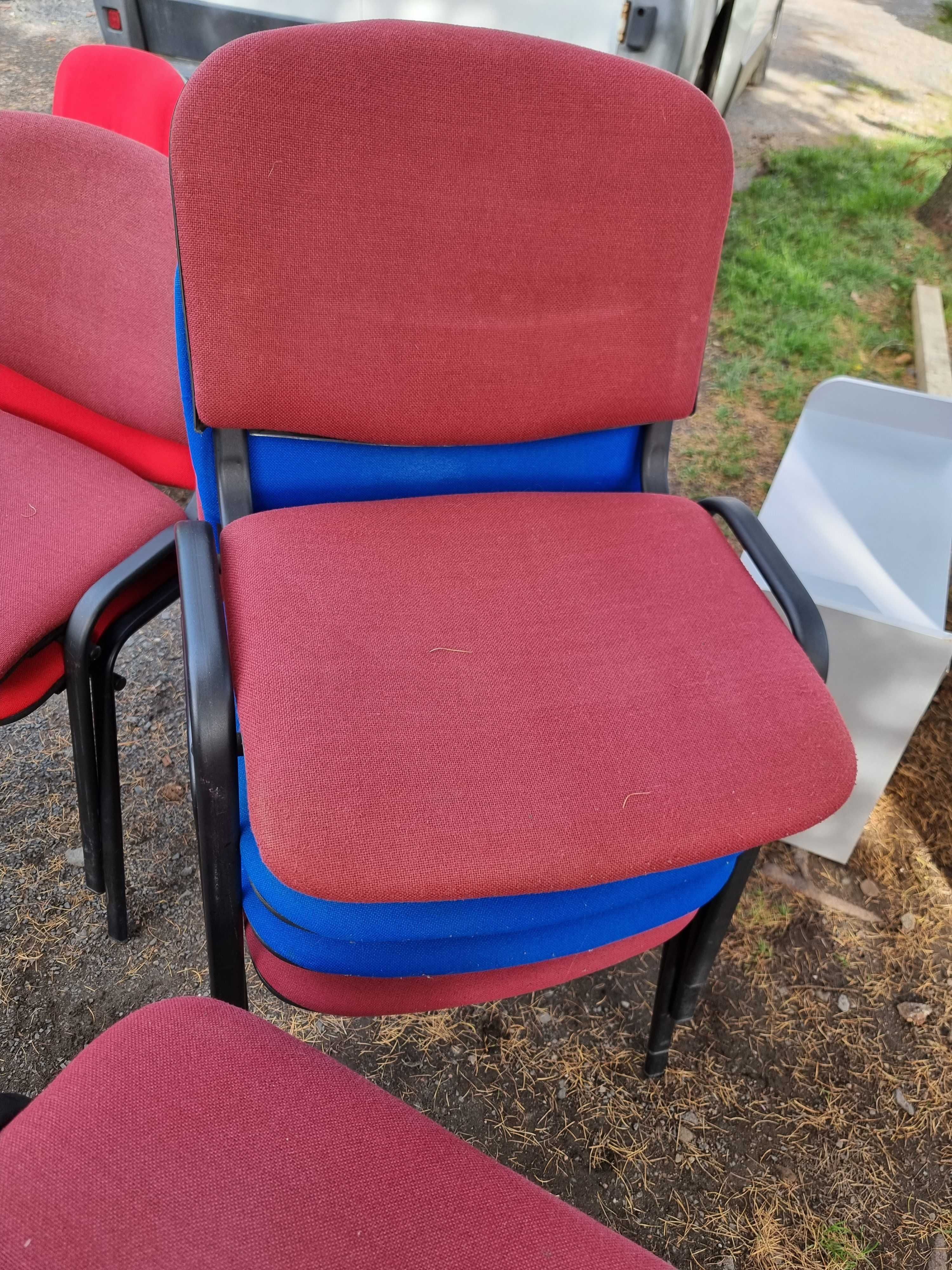 krzesła konferencyjne