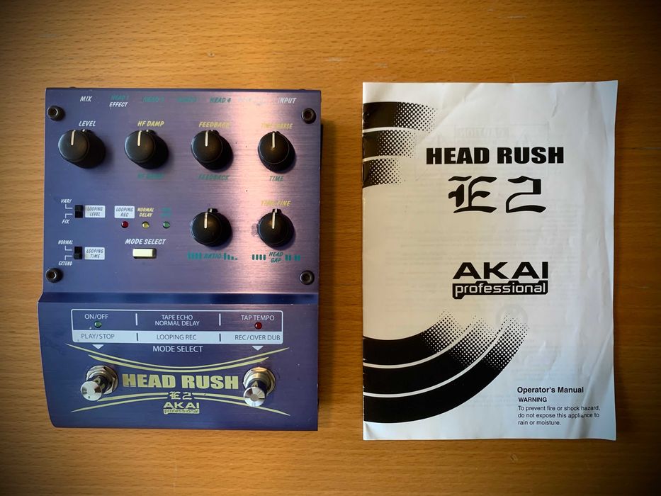 Akai Headrush Delay e Loop