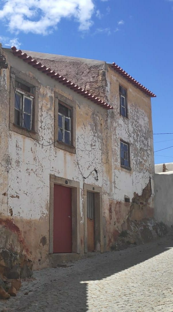 Prédio urbano / casa em Penamacor