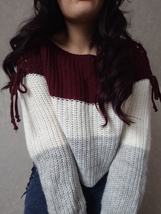 Sweter bordowy w paski