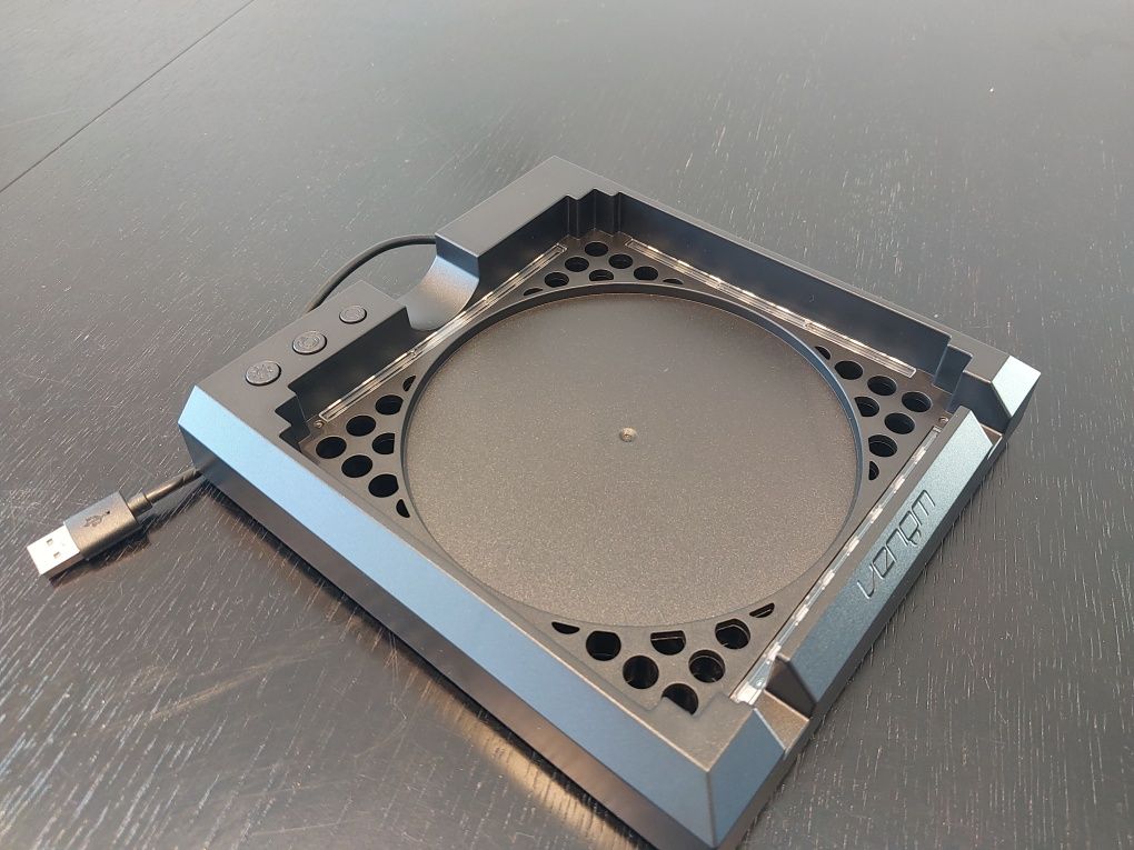Podstawka Pod Konsolę XBOX Series X Stacja Dokująca Podświetlana LED