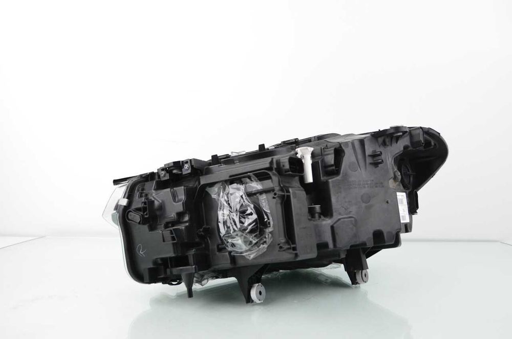 BMW X3 G01 X4 G02 LED prawa lampa przednia