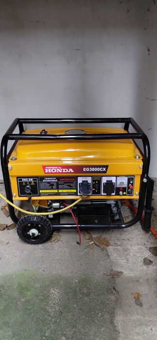 Генератор Honda EG3800CX