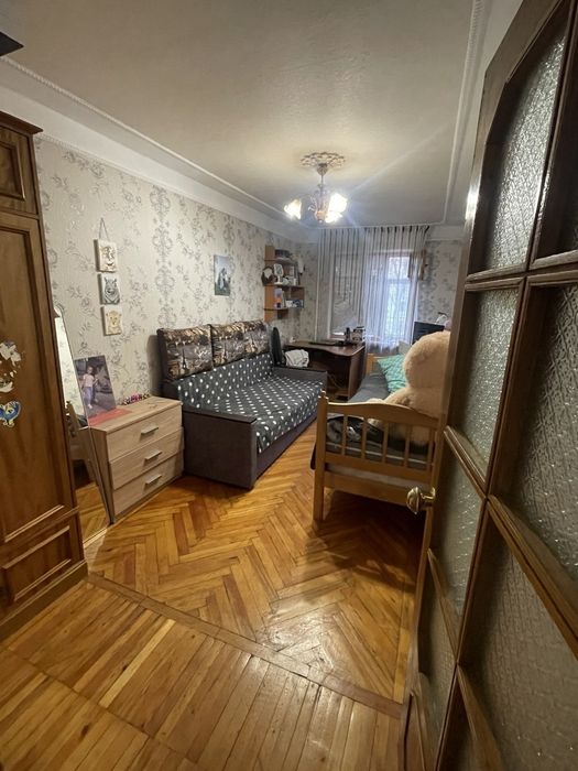 Продам 2-кімнатну квартиру