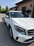 Mercedes Benz GLA 180 bialy