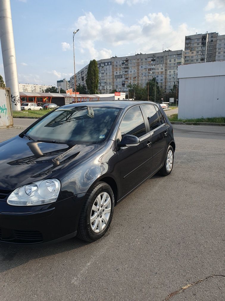 Продам Volkswagen Golf 5