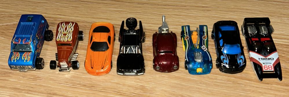 Hot-Wheels resoraki auta