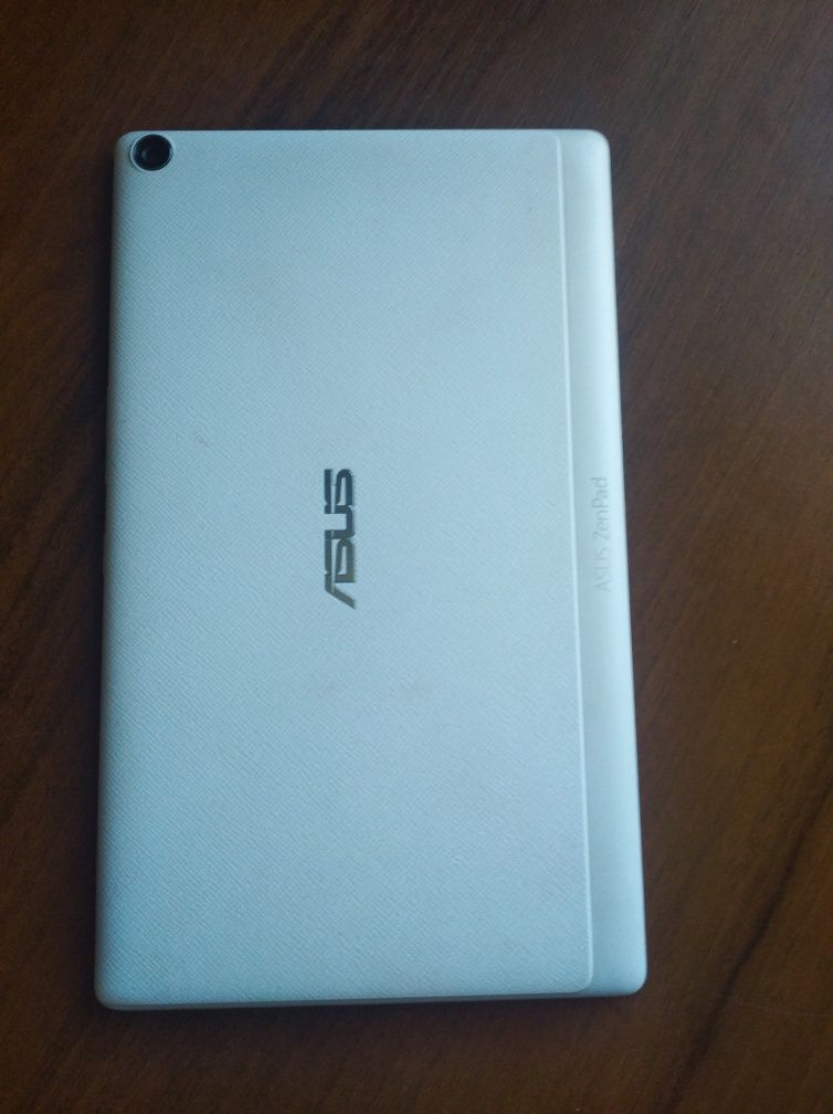 Планшет Asus Zen Pad 8