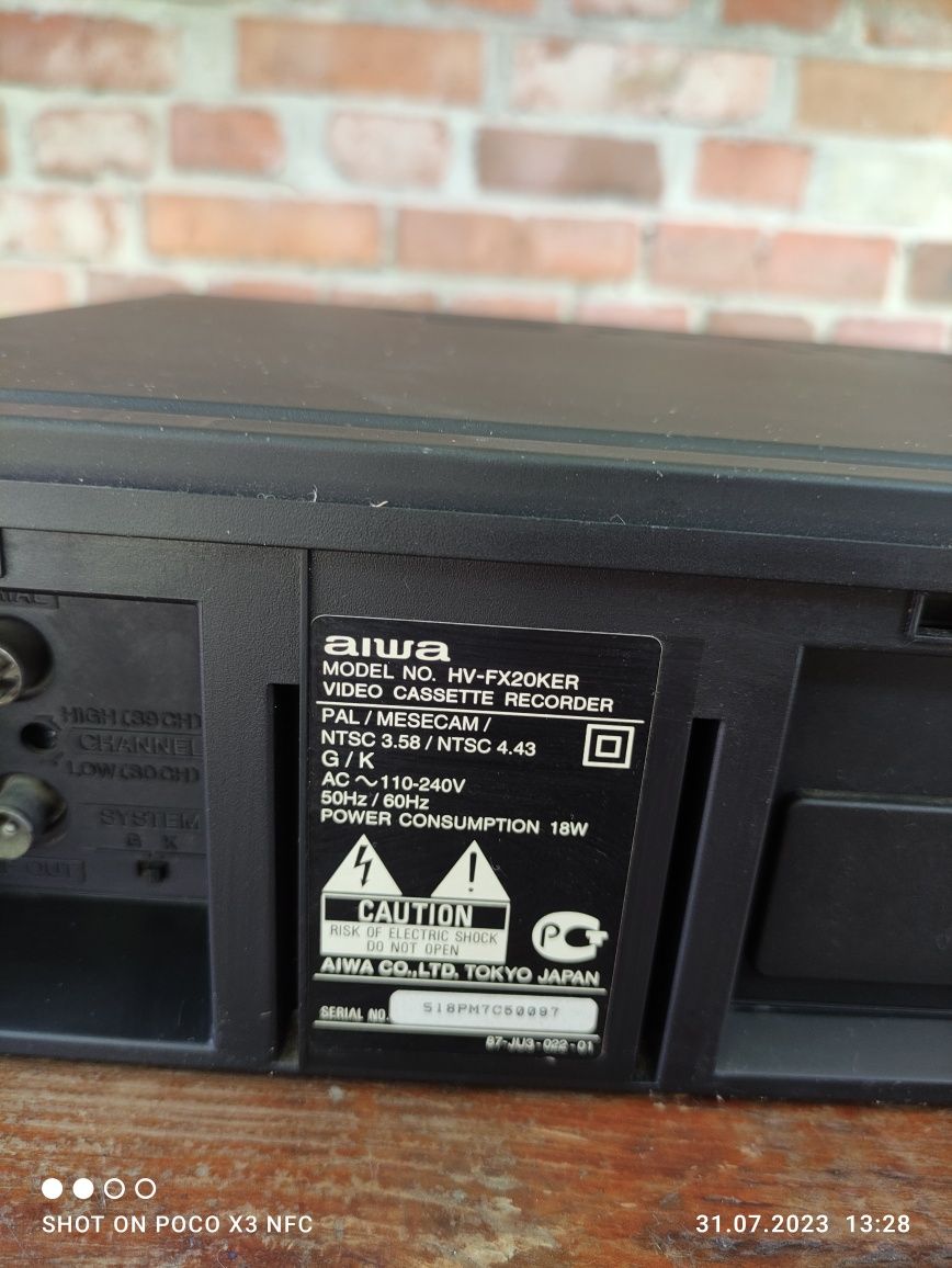 Відео магнітофон Aiwa FH 20
