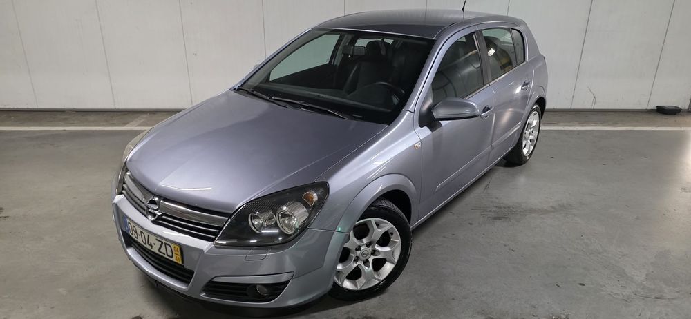 Opel Astra 1.7 CDTi Cosmo M5