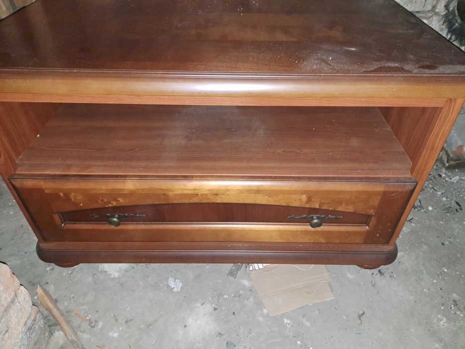 Szafka pod telewizor