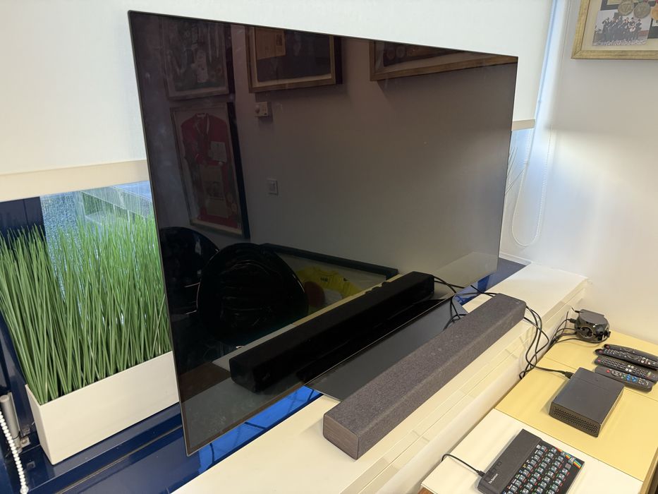 Tv LG OLED 55 + barra som LG