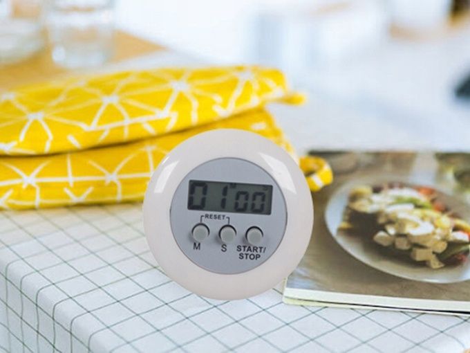 Minutnik kuchenny elektroniczny z magnesem stoper