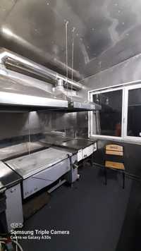 Кухня з обладнанням 12м