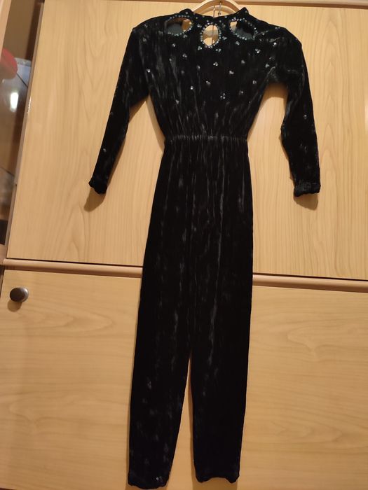 Костюм для занять художньою гімнастикою