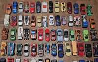Lote de carros em miniatura