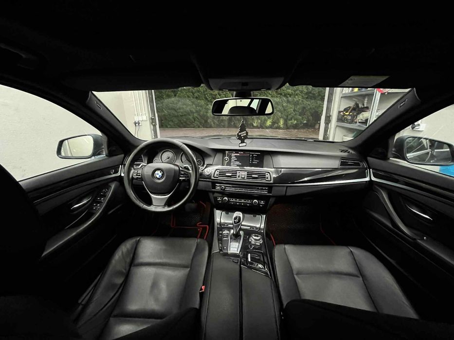 BMW F11 520d 215km