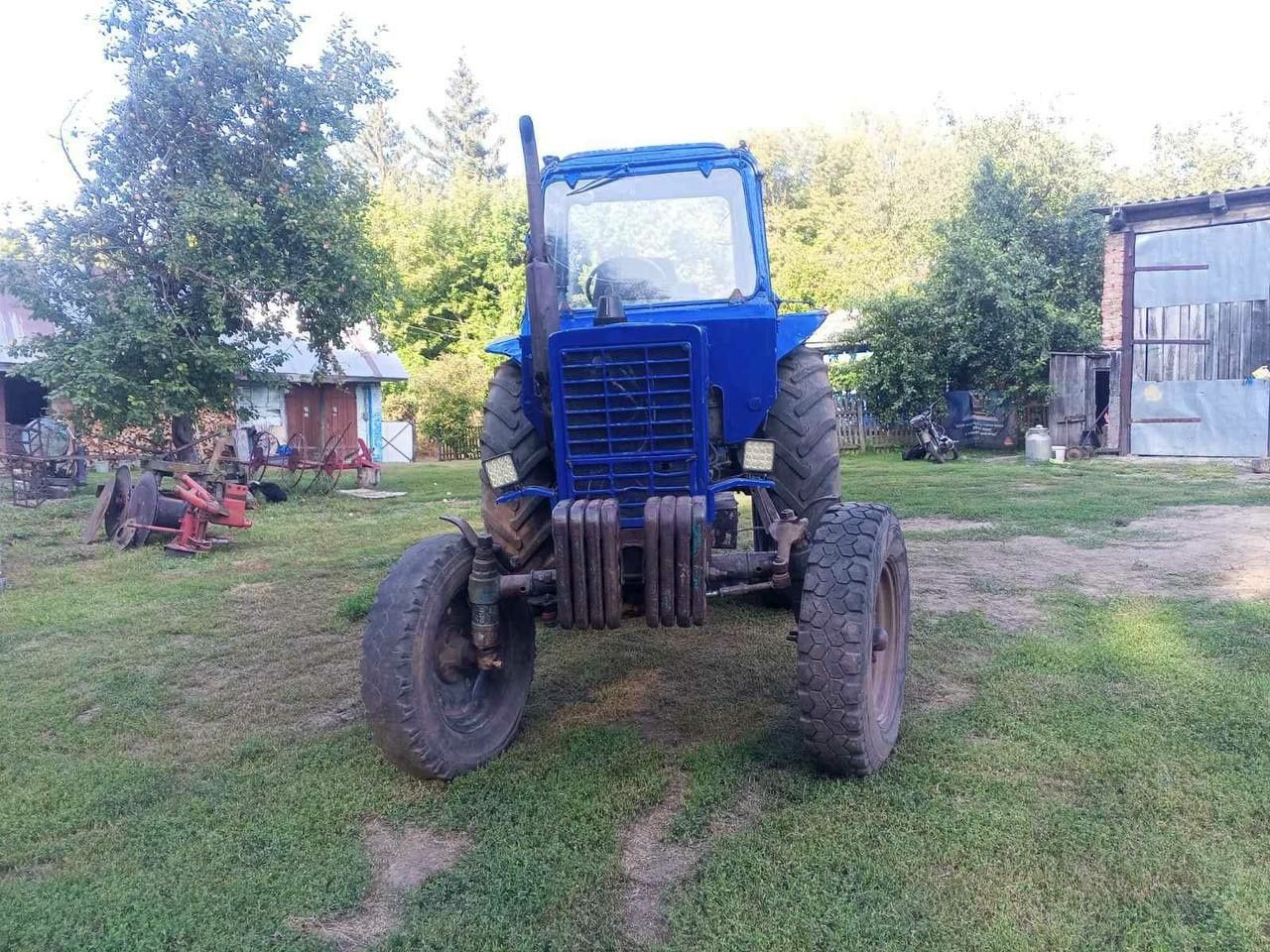 Продам трактор мтз