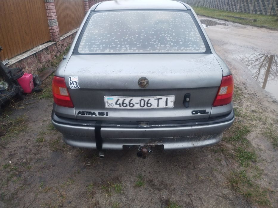 Опель Астра ф 1, 6 бензин