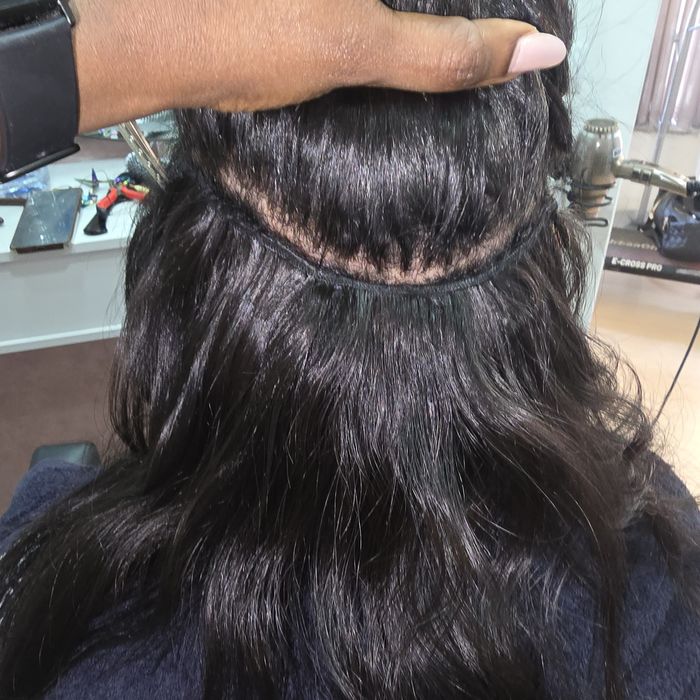 Aplicação de cabelo e venda de cabelo
