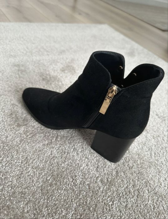 Bota de tacao em camurca - Seaside