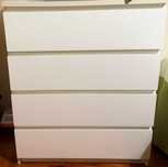 Cómoda IKEA MALM branca 4 gavetas — 60 €