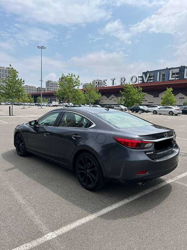 Mazda 6 2015 2.5 бензин автомат