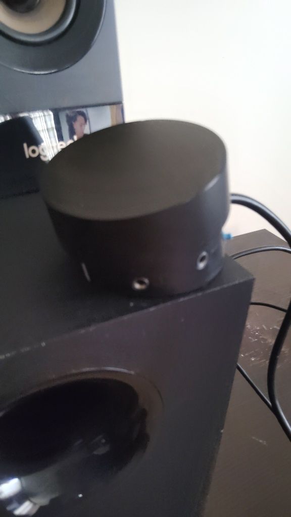 LOGITECH Z553 głośniki AUX IN i OUT